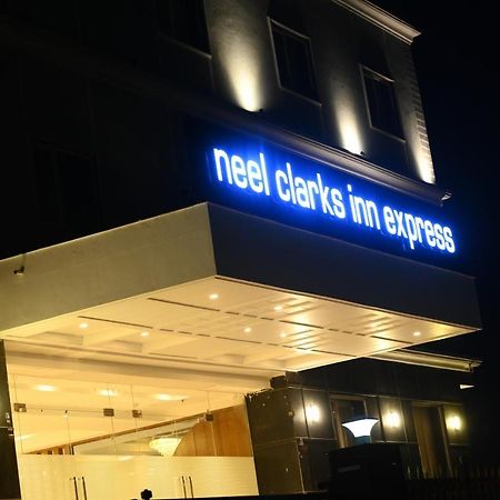 Neel Clarks Inn Express Agra  Kültér fotó